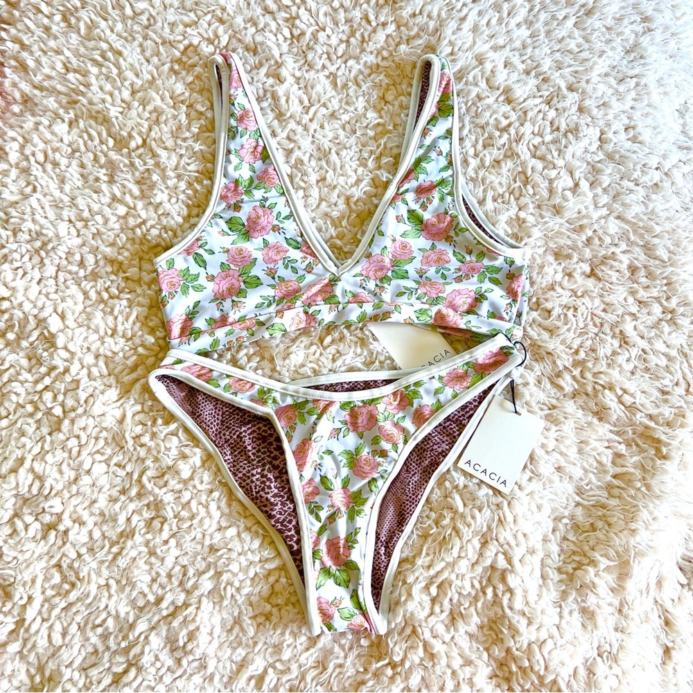ACACIA Set in Rose - Picture 2 of 3